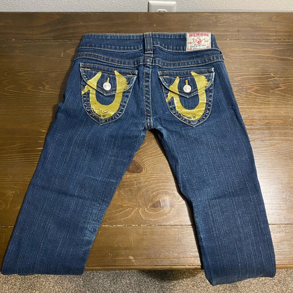 True religion jeans, gold horseshoe, Bootcut, darker denim wash, size 28 - Picture 10 of 12